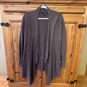 Barefoot‎ Dreams Cozy Chic Lite Hi/Lo Cardigan Sweater Brown Pockets Wmn S/M